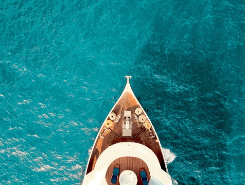 boat on water (1)